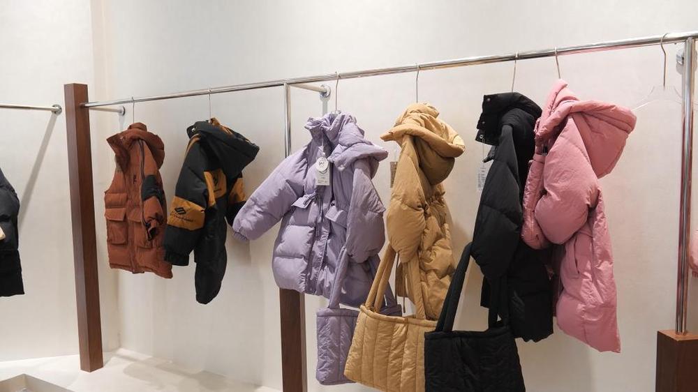 新華視點(diǎn)|羽絨服&ldquo;假絨&rdquo;亂象調(diào)查